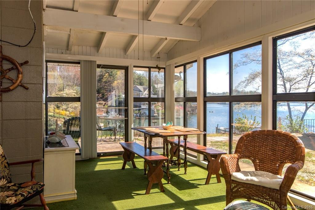 262 Thomas Drive - Photo 7