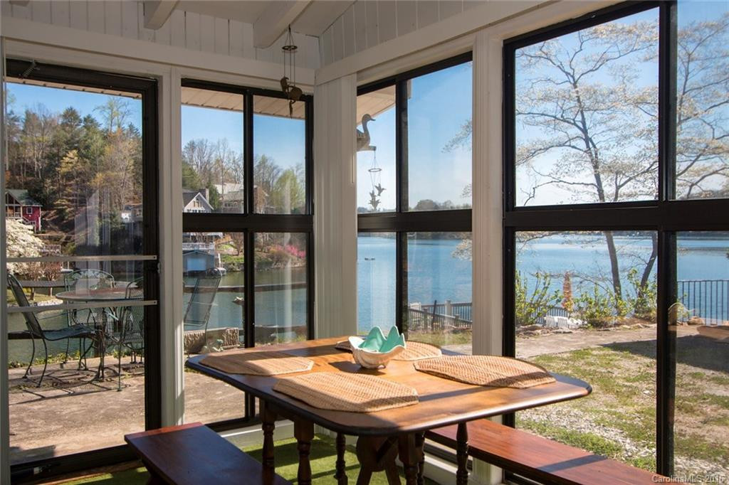 262 Thomas Drive - Photo 8