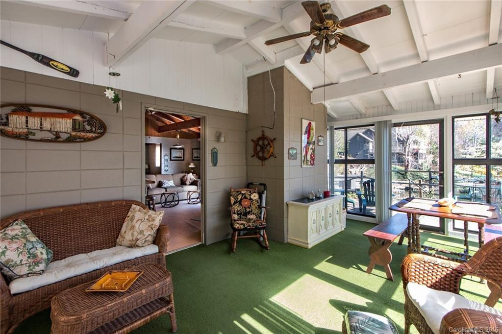 262 Thomas Drive - Photo 10