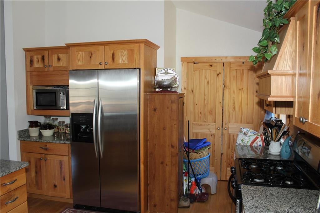 329 Dakota Drive - Photo 17