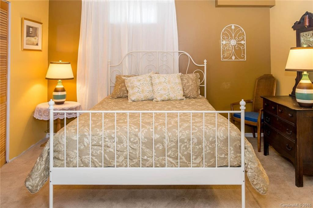 216 Kingswood Drive ##3 - Photo 18