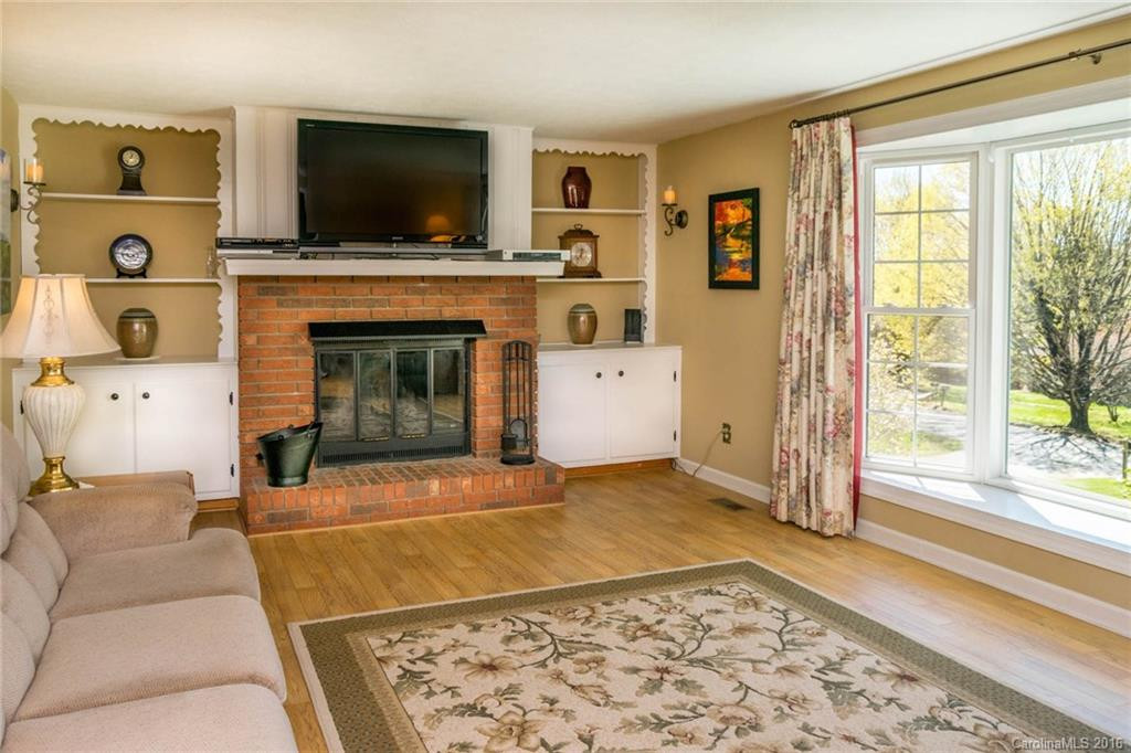 216 Kingswood Drive ##3 - Photo 3