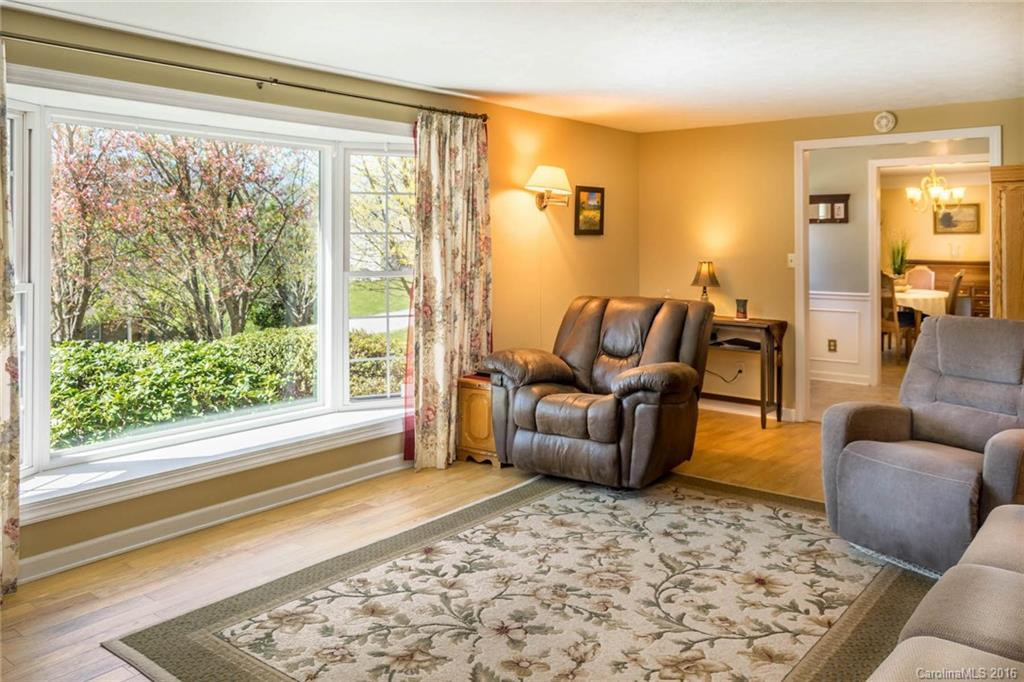 216 Kingswood Drive ##3 - Photo 4