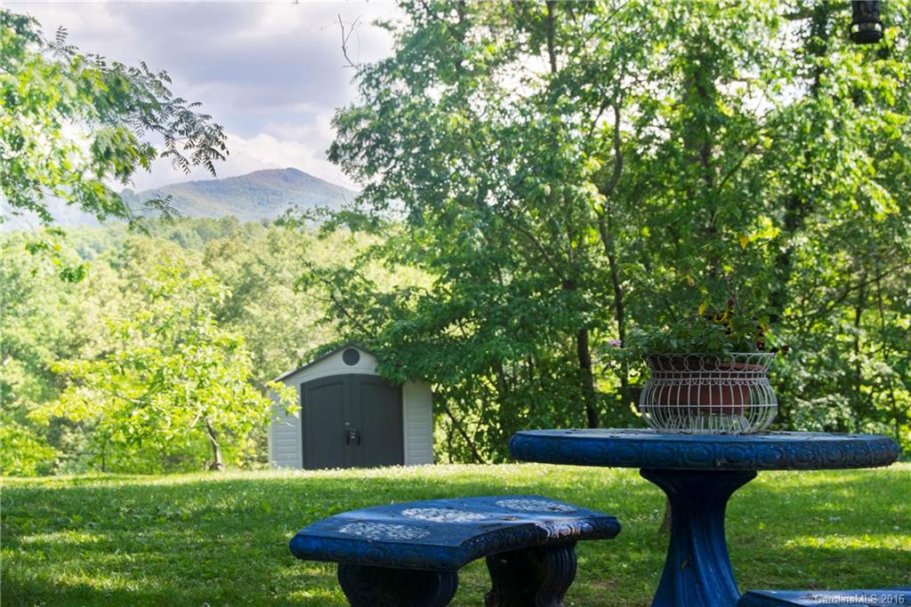 41 Sunset Street - Photo 2