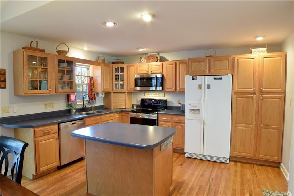41 Sunset Street - Photo 7