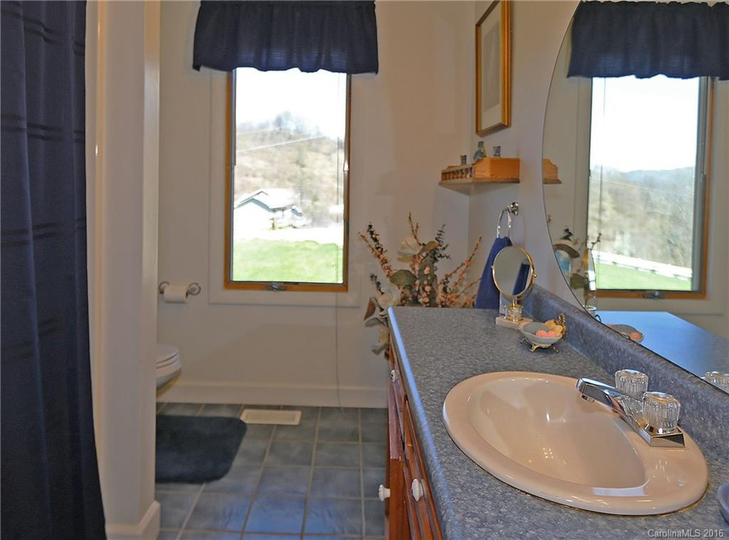 88 Gordon Drive - Photo 10