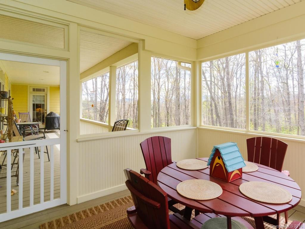 312 Forest Place - Photo 11