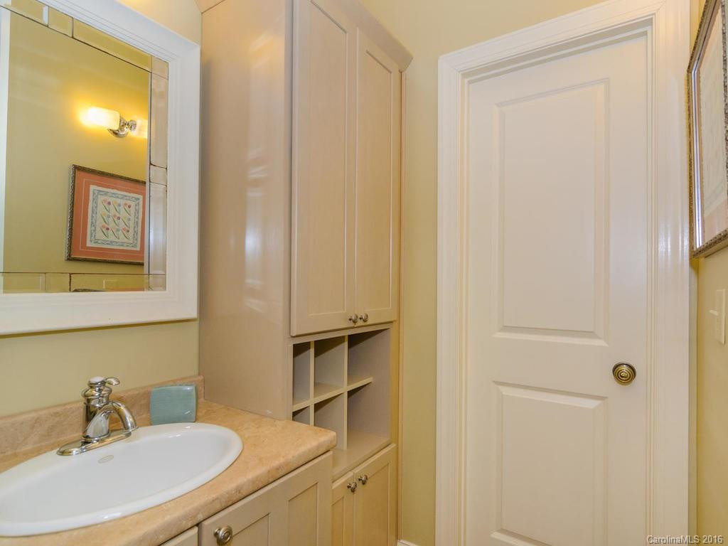 312 Forest Place - Photo 21