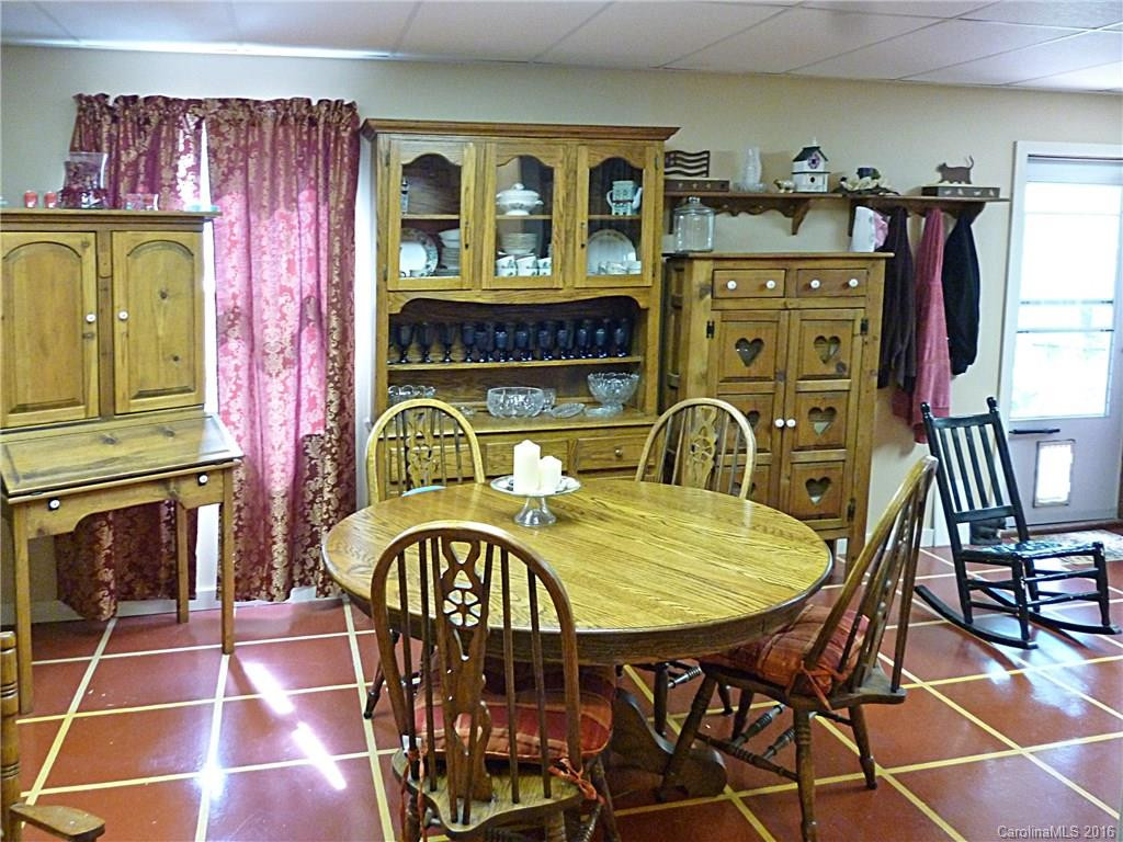110 Bryant Road - Photo 16