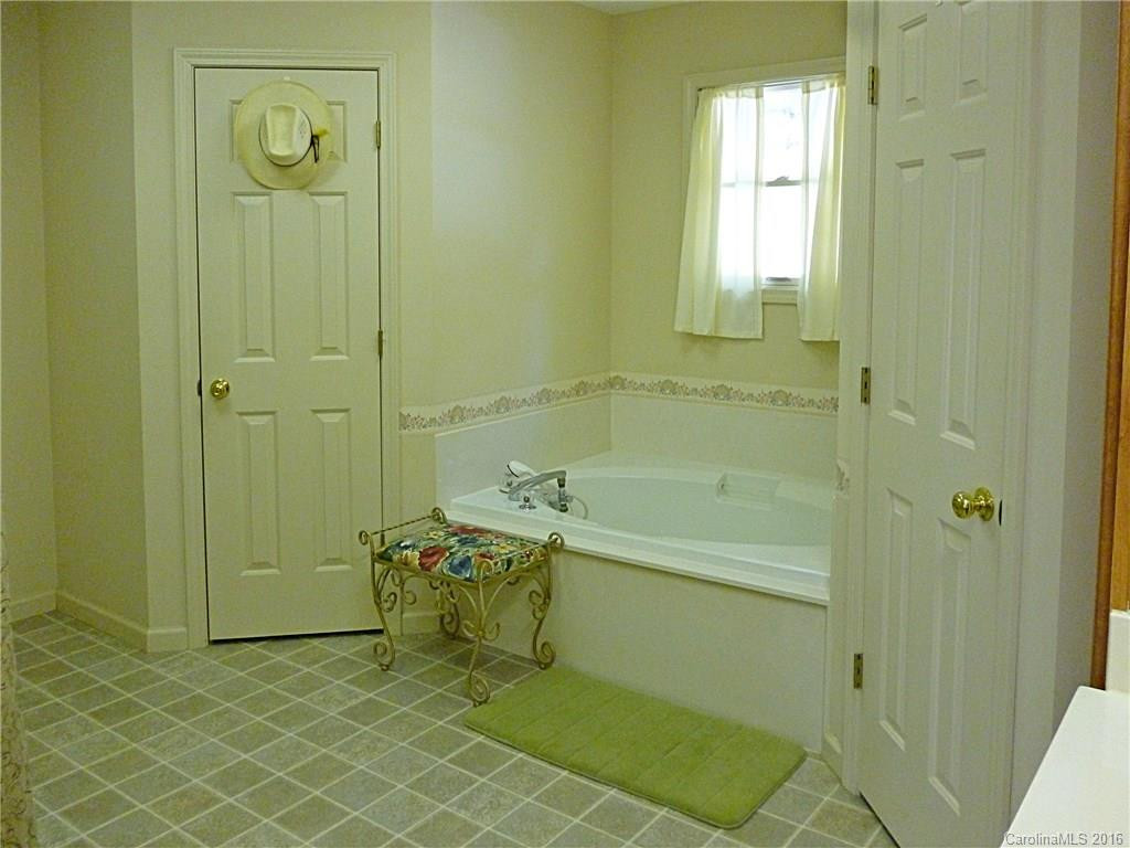 110 Bryant Road - Photo 19