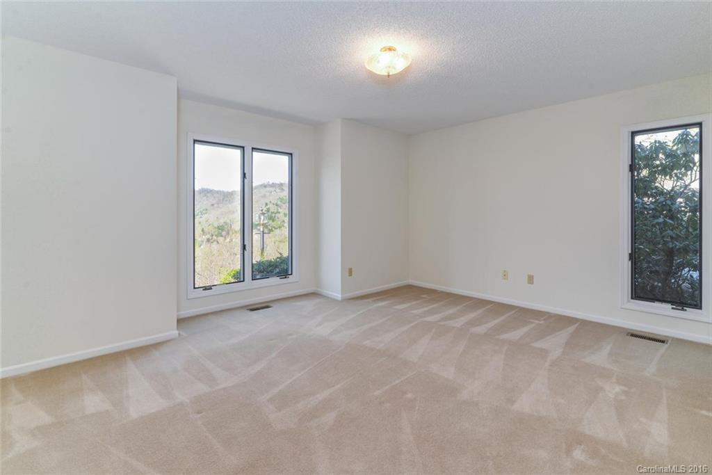 513 Sondley Drive - Photo 13
