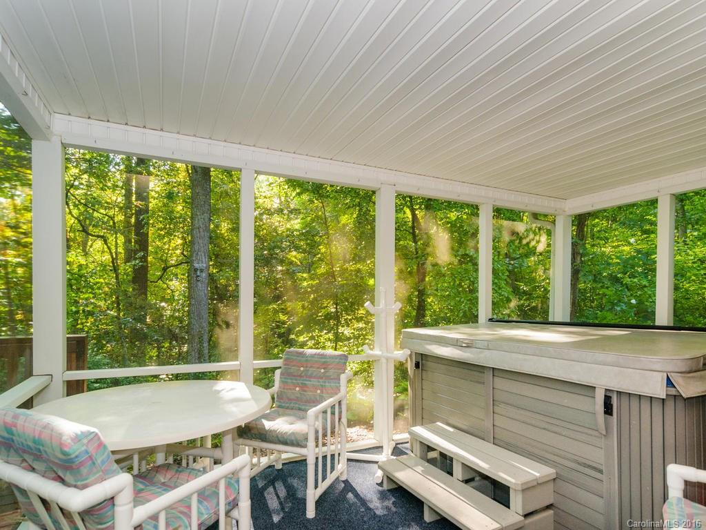 124 Carriage Drive - Photo 11
