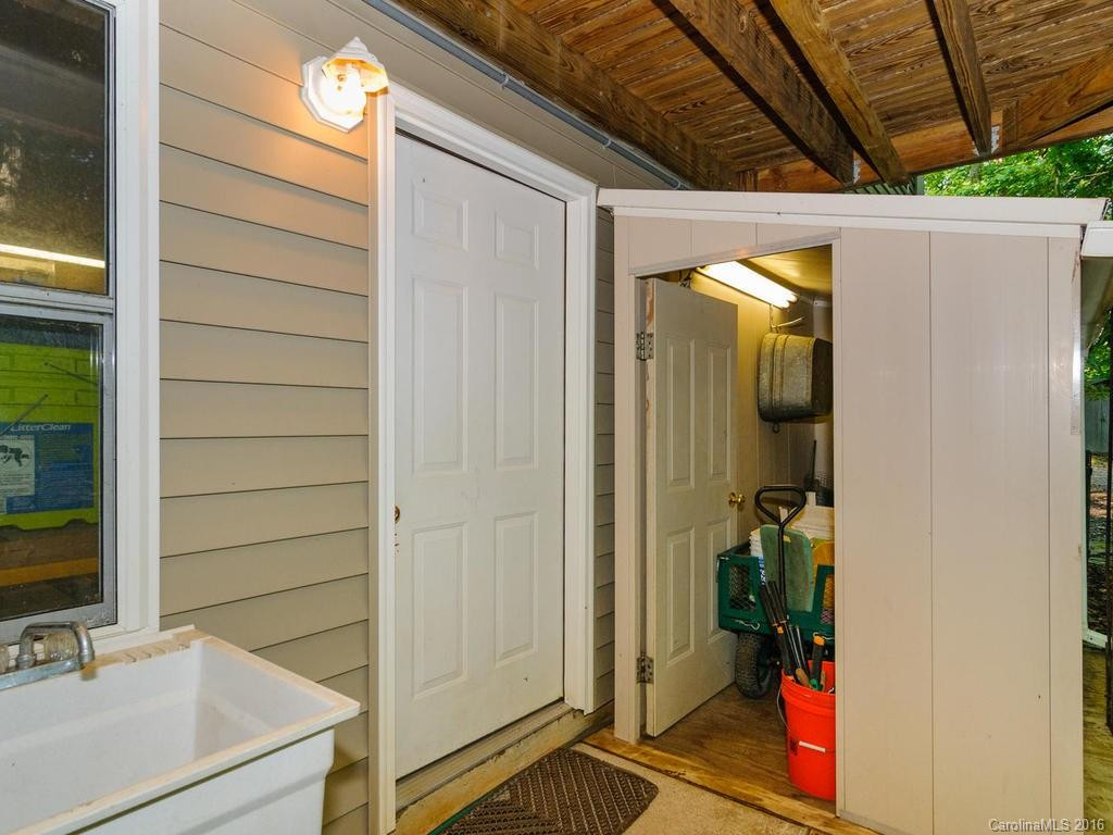 124 Carriage Drive - Photo 16