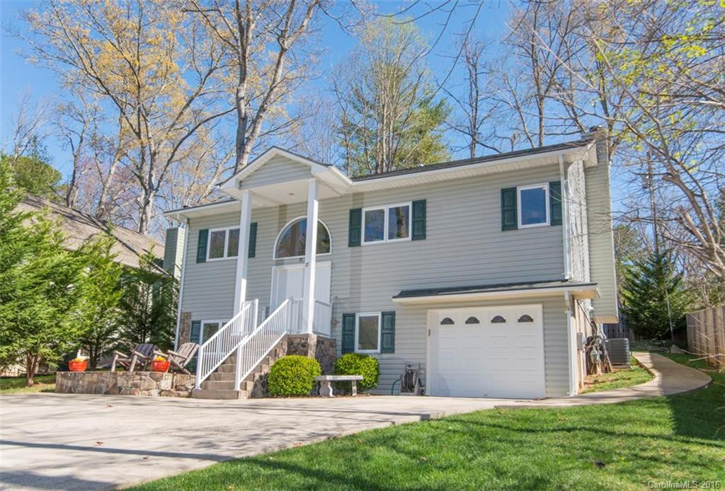 17 Lake Avenue