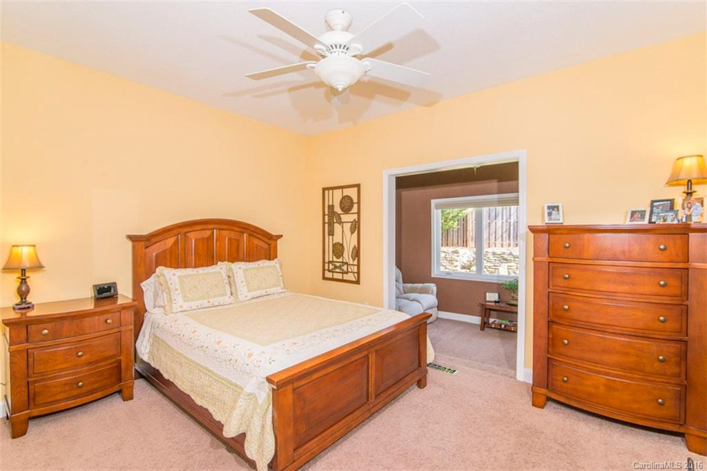 17 Lake Avenue - Photo 12