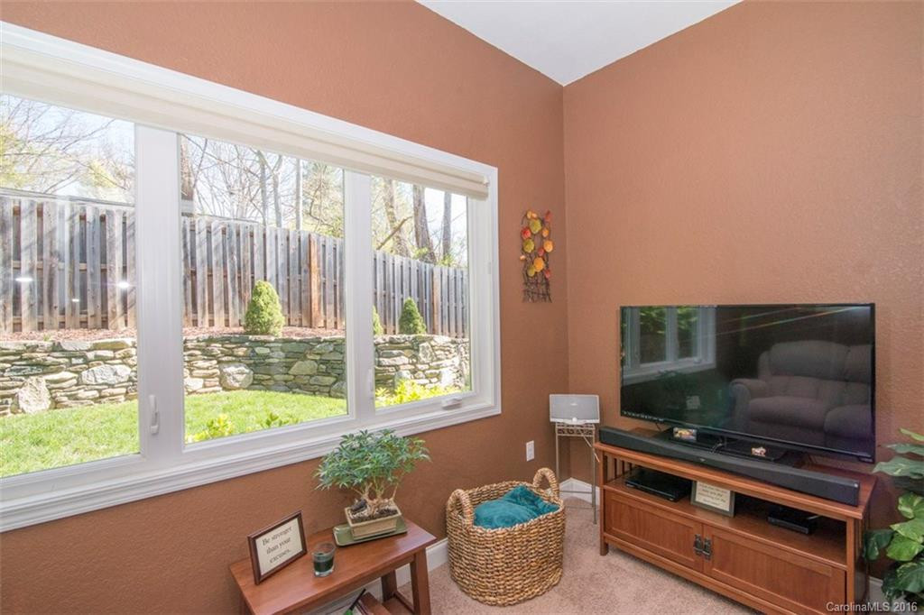 17 Lake Avenue - Photo 13