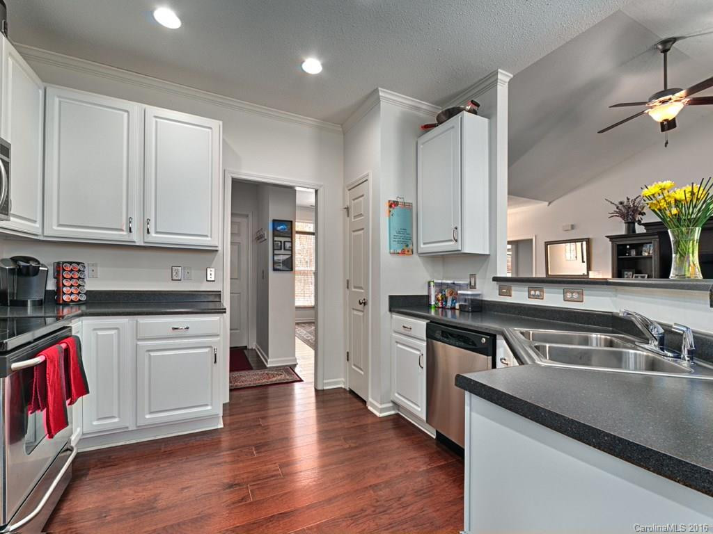 6 Selina Lane - Photo 6