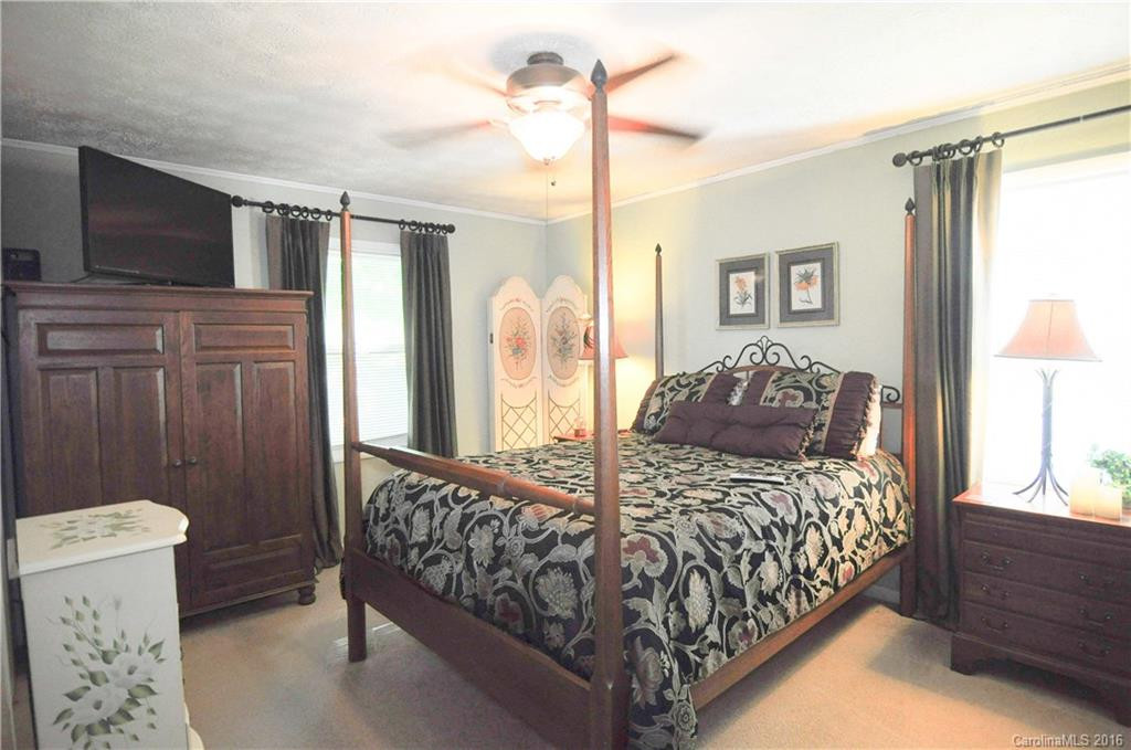 5172 Old Clyde Road - Photo 18