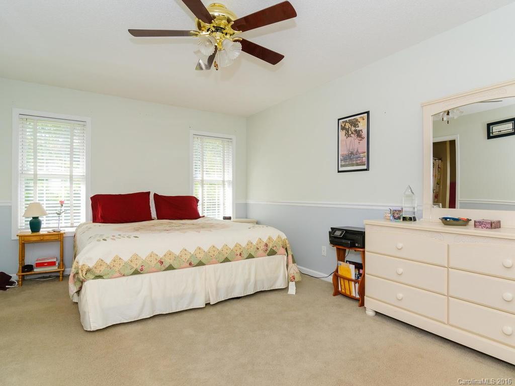 5 Mallory Meadows Court - Photo 12