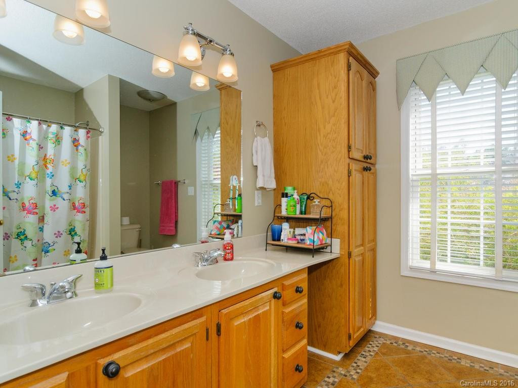 5 Mallory Meadows Court - Photo 13