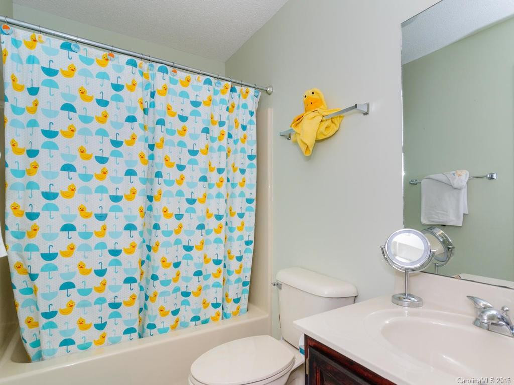 5 Mallory Meadows Court - Photo 16