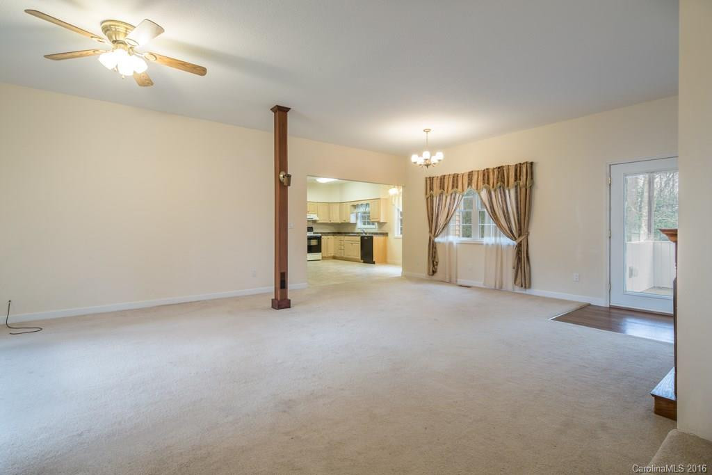 240 Eagle Point Drive - Photo 2