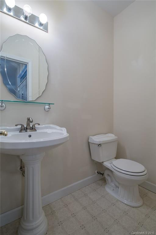 240 Eagle Point Drive - Photo 13