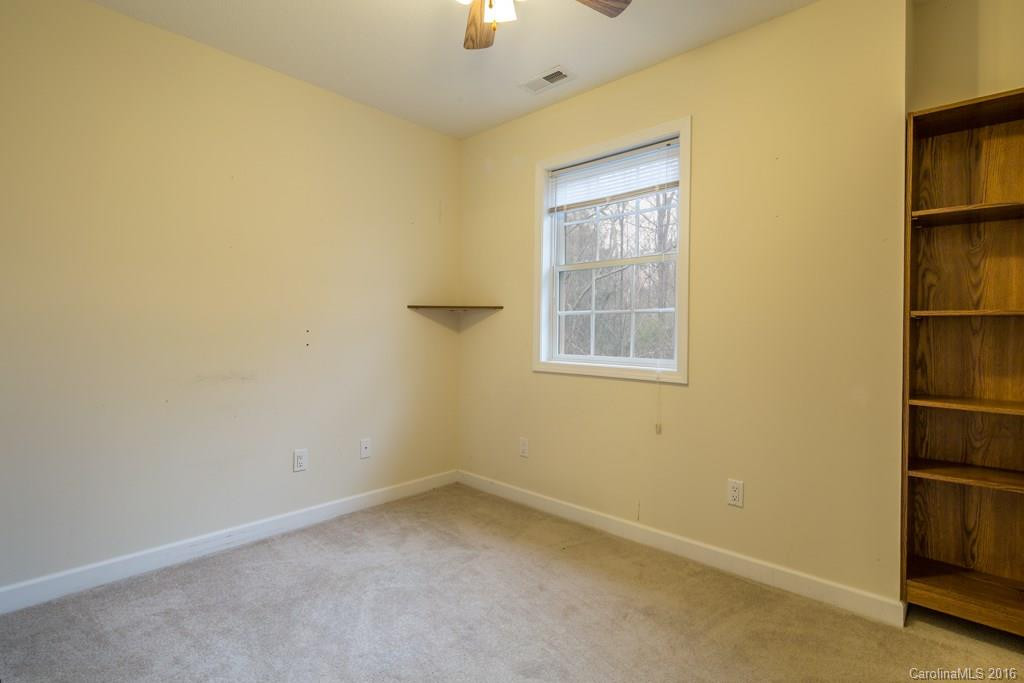 240 Eagle Point Drive - Photo 9