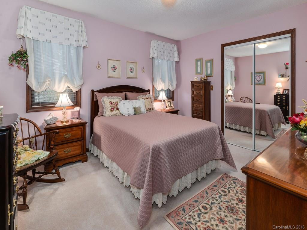 403 Woodfield Drive #403 - Photo 11