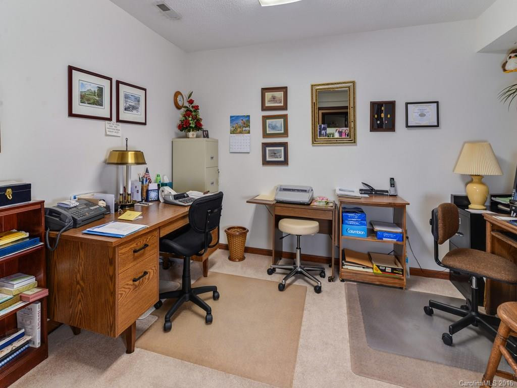 403 Woodfield Drive #403 - Photo 18