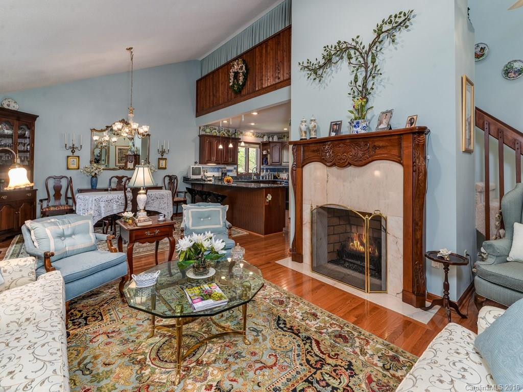 403 Woodfield Drive #403 - Photo 4