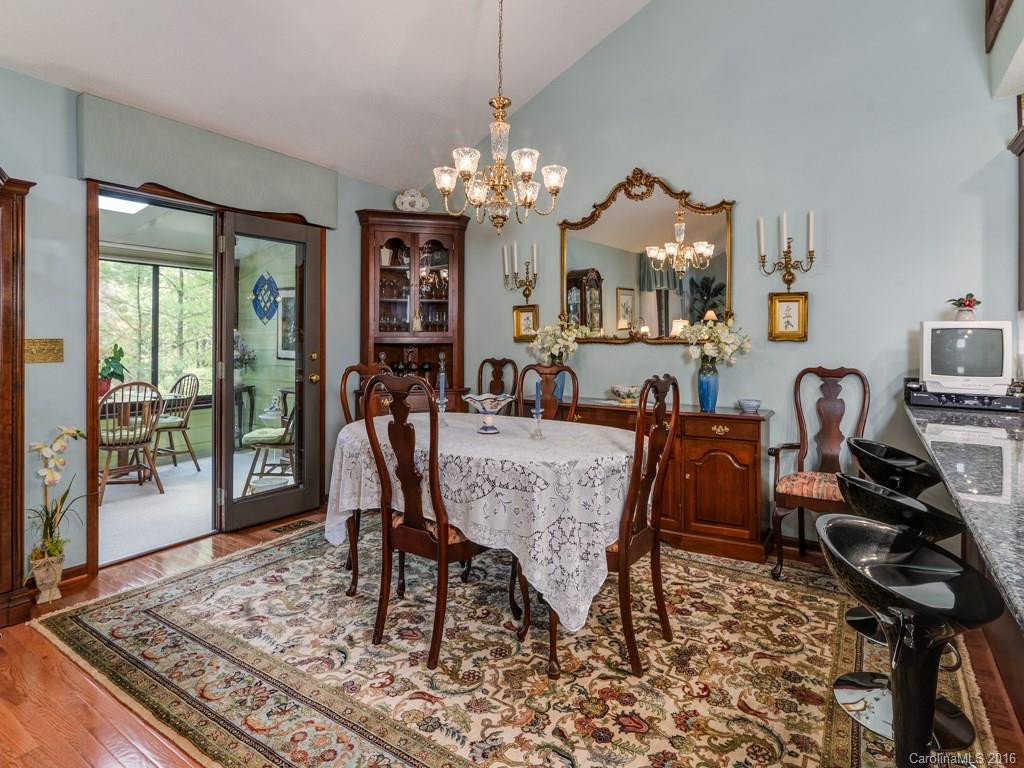 403 Woodfield Drive #403 - Photo 5