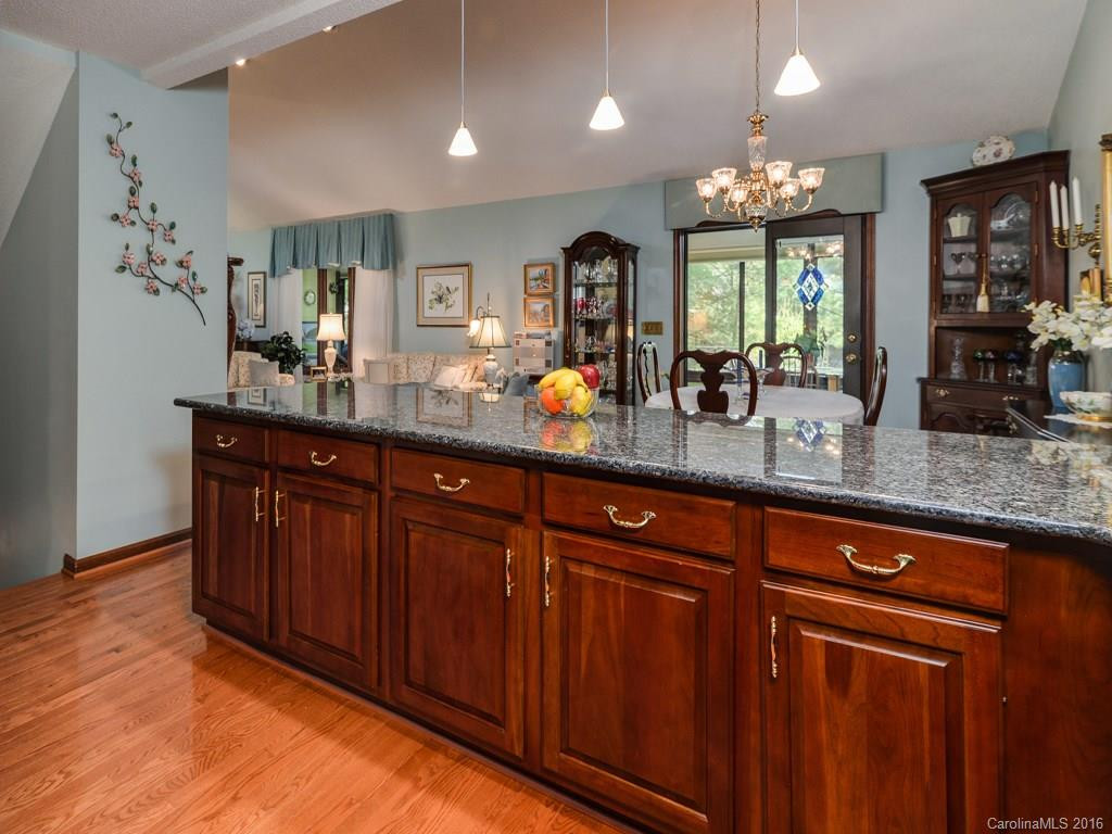 403 Woodfield Drive #403 - Photo 7