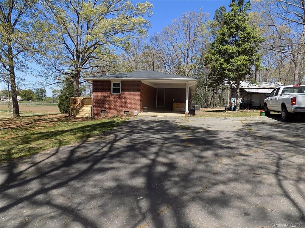 5633 US 221 Highway - Photo 19