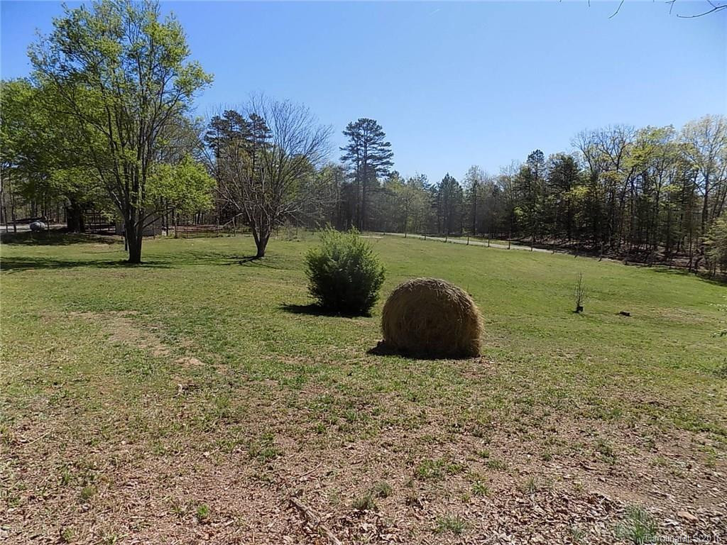 5633 US 221 Highway - Photo 22