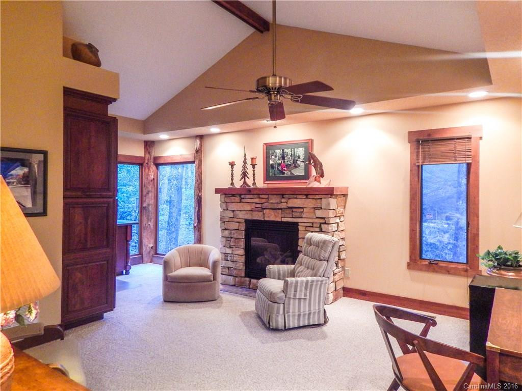 33 Mayapple Court - Photo 13