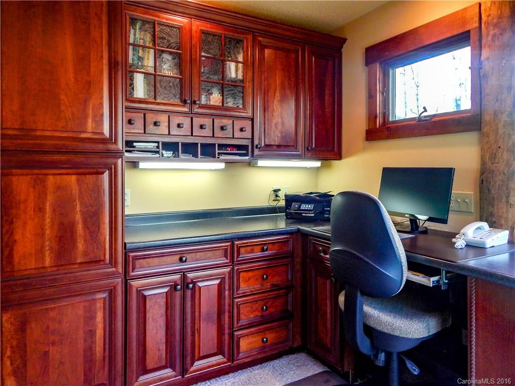 33 Mayapple Court - Photo 14