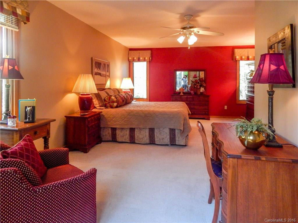33 Mayapple Court - Photo 8