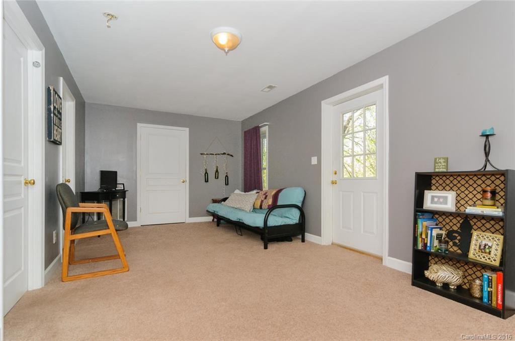 20 Jefferson Drive - Photo 14
