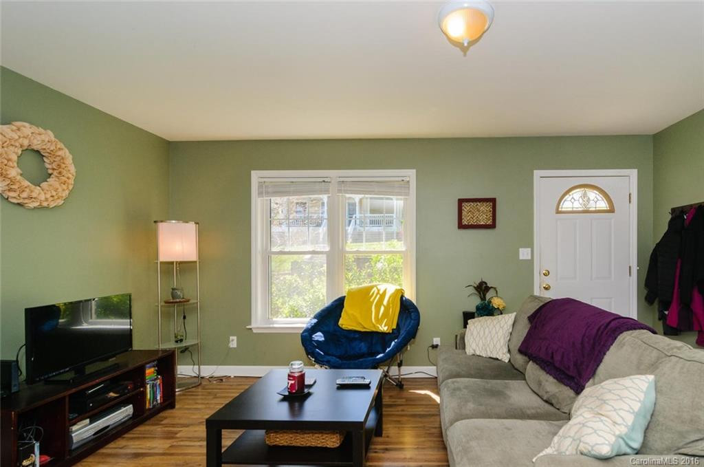 20 Jefferson Drive - Photo 4