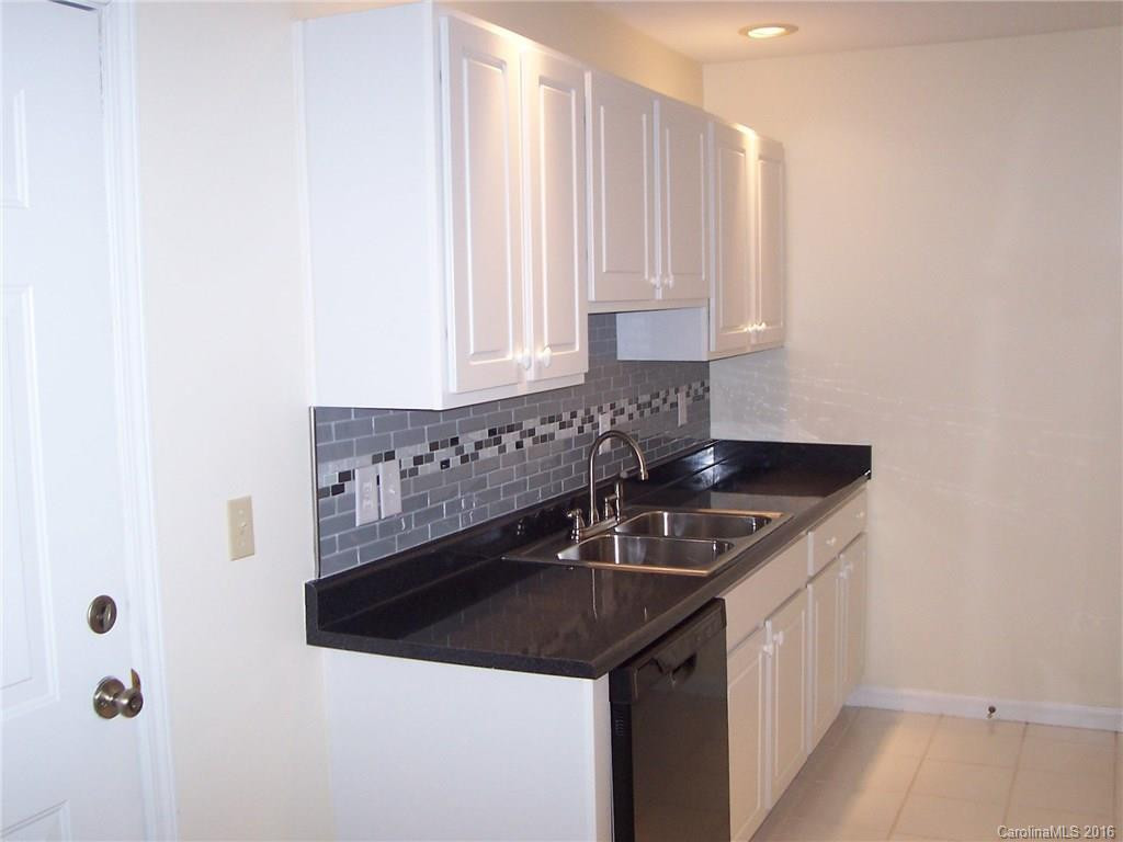 206 Carrington Place #206 - Photo 4