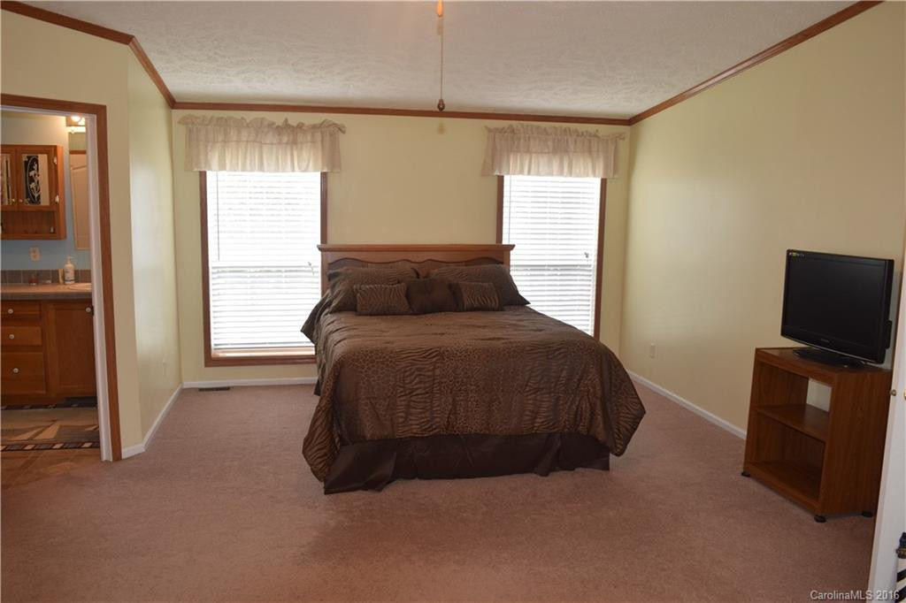 76 Angie Lane - Photo 12