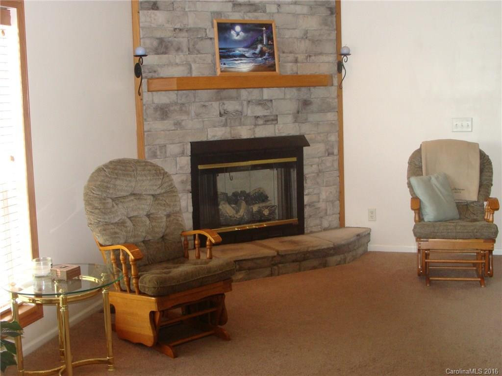 76 Angie Lane - Photo 7