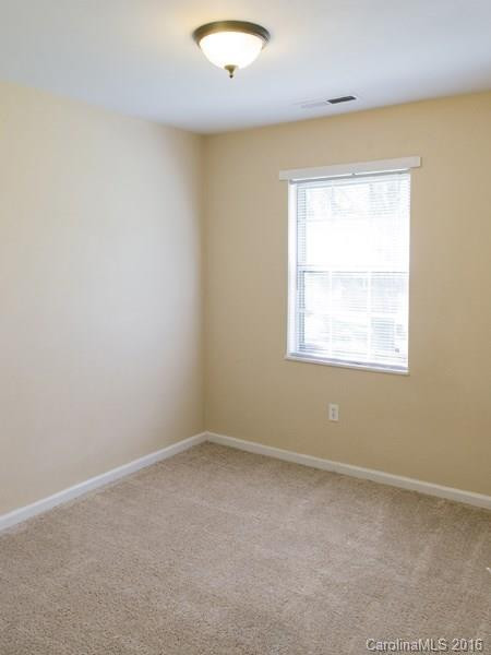 100 Wicklow Drive - Photo 11