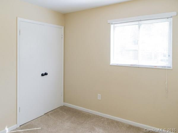 100 Wicklow Drive - Photo 12