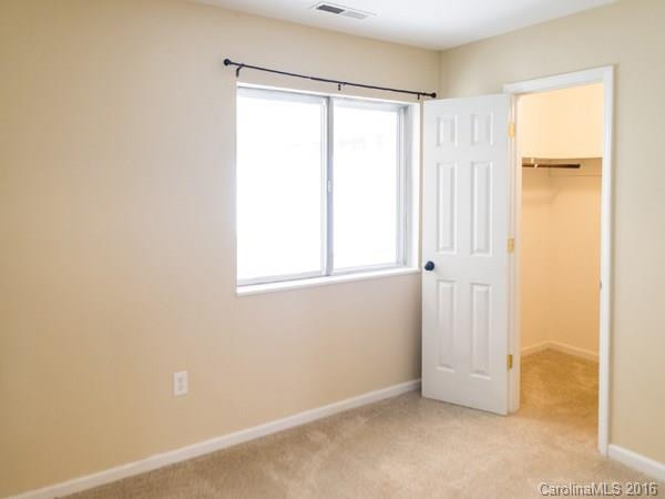 100 Wicklow Drive - Photo 13