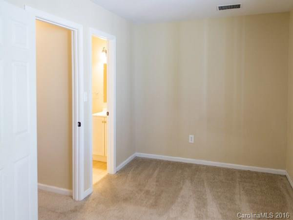 100 Wicklow Drive - Photo 14