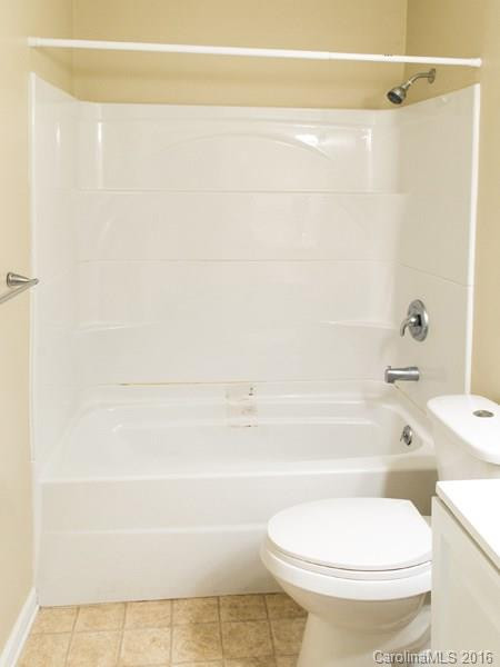 100 Wicklow Drive - Photo 8