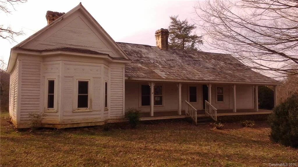 524 Hemphill Road