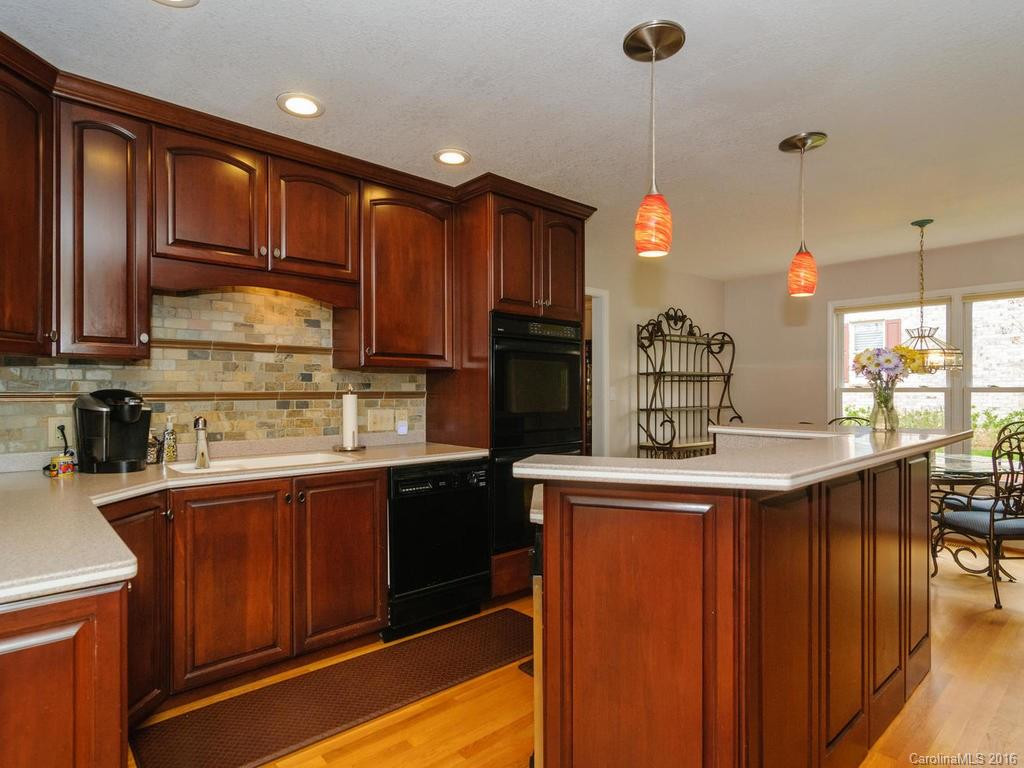 1001 Windsor Drive #22 - Photo 5